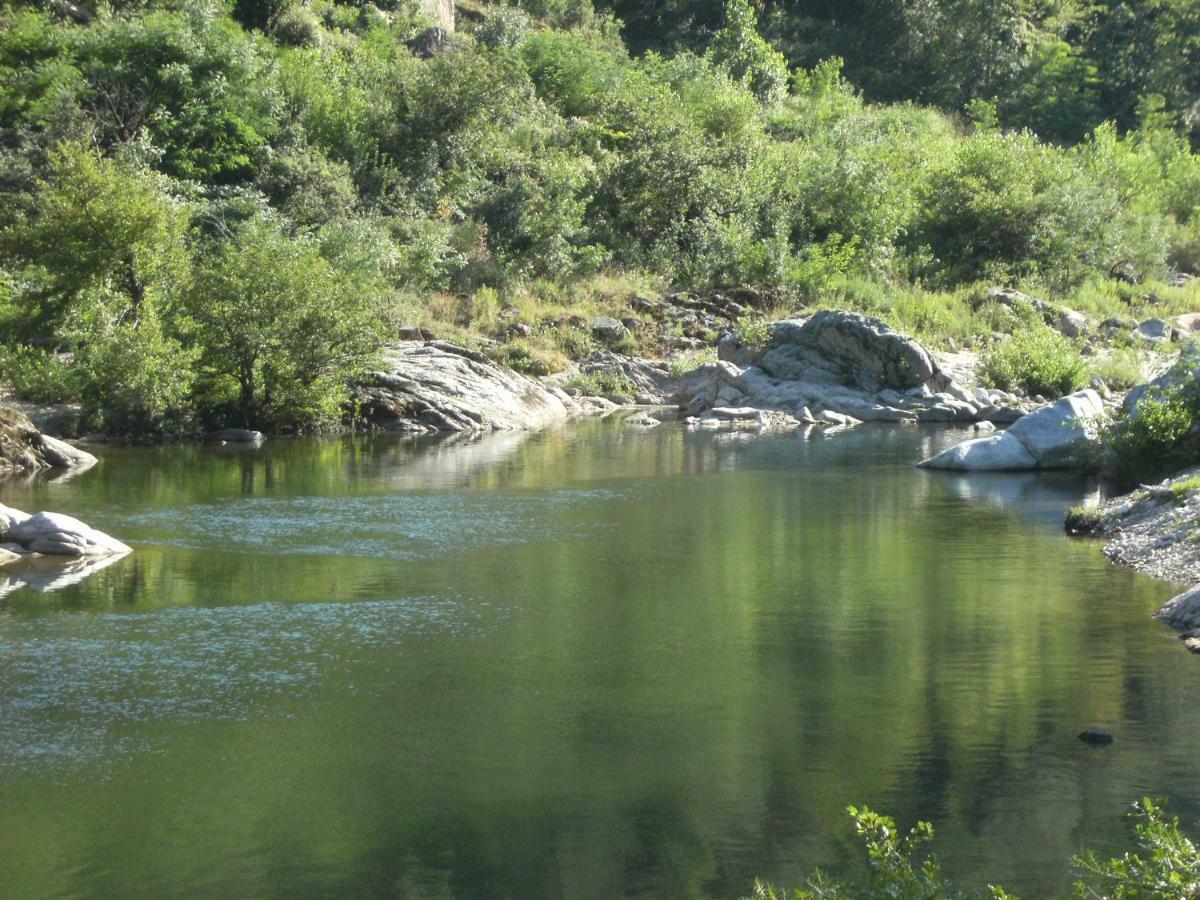 Retour Aux Sources Villa Sauve Buitenkant foto